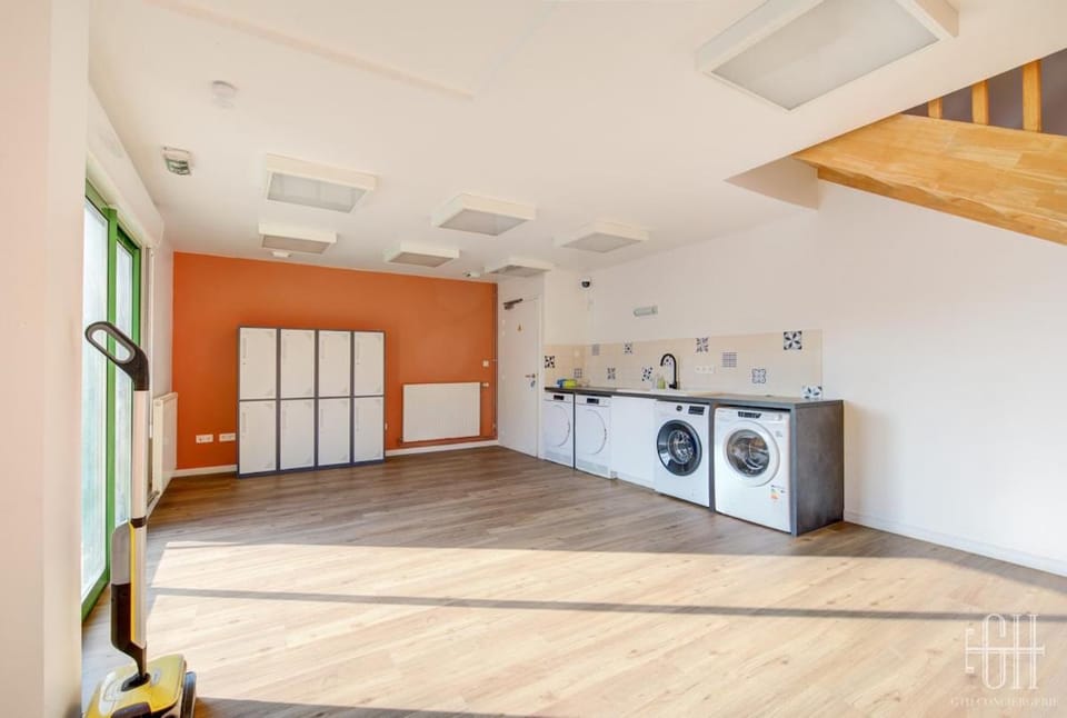 Mars - Proche A10 - 2V - Parking Apartment in Tours