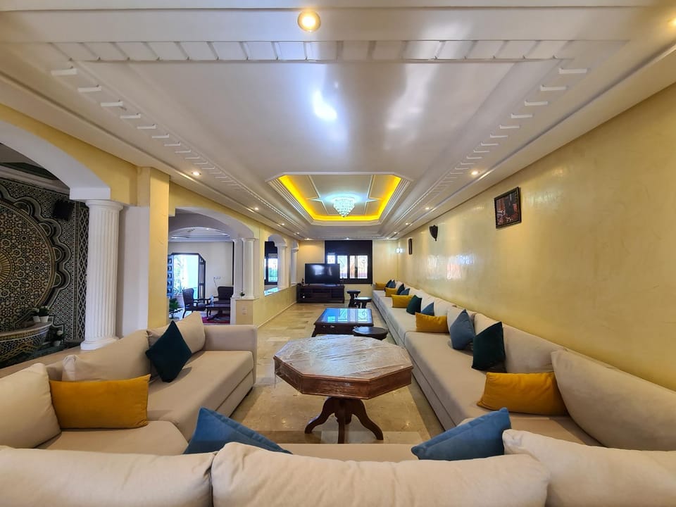 Communal lounge/ TV room, TV and multimedia, Living room, Banquet/Function facilities, Seating area