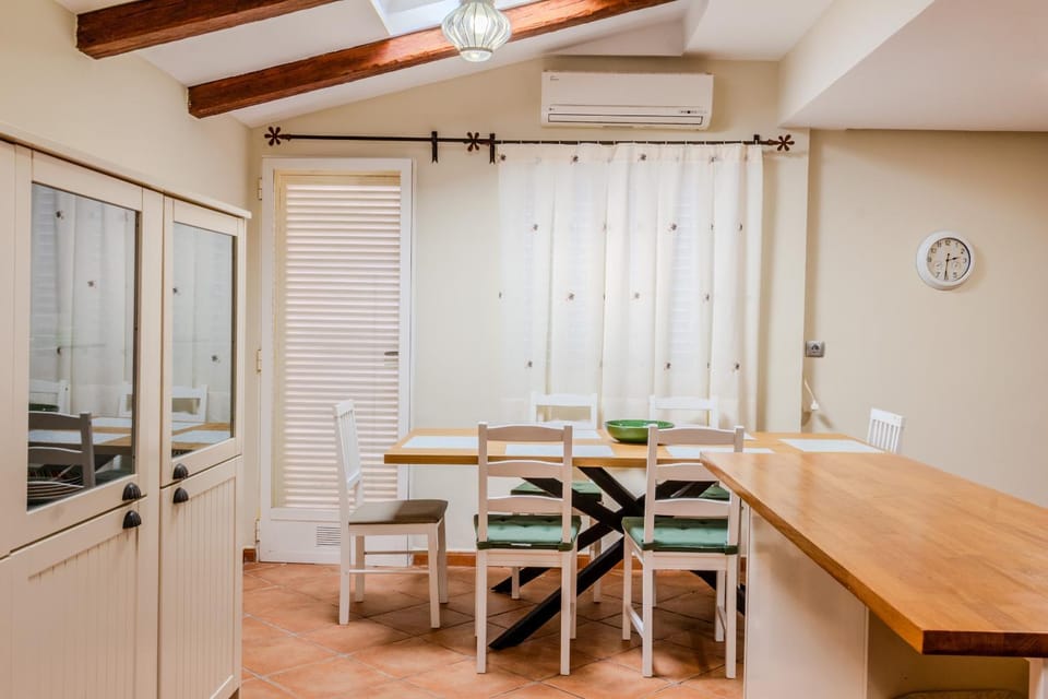 Gran Hogar Alacant - Piscina y garaje House in Alacantí