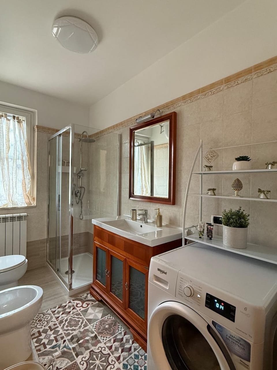 Shower, Toilet, bidet, washing machine