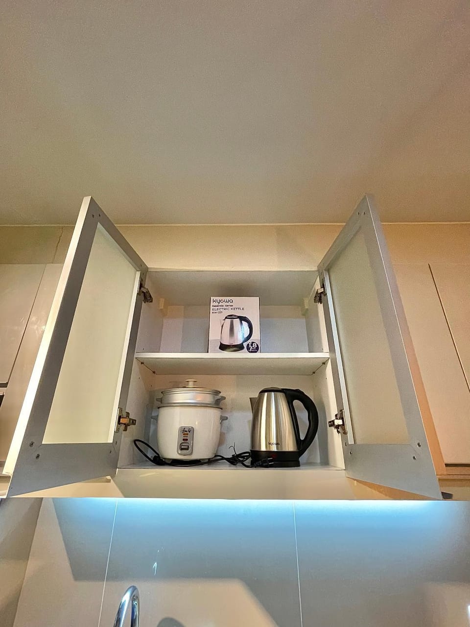 Kitchen or kitchenette, kitchen