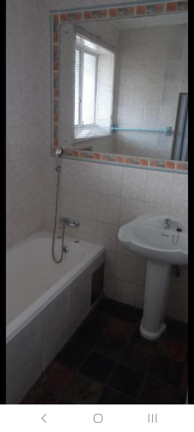 Bathroom, Bath