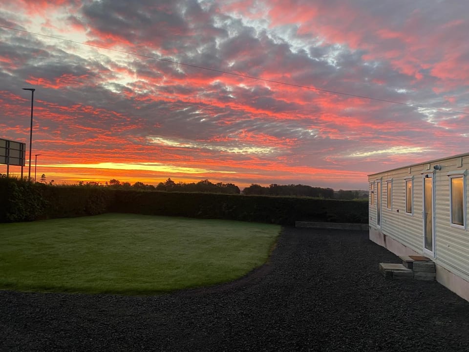 Garden view, Sunrise