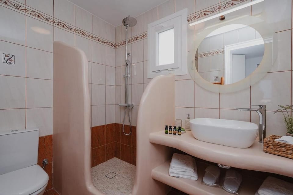 Onar Sifnos Traditional Villa House in Milos