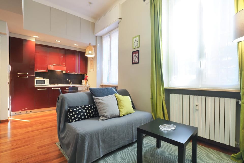 Kitchen or kitchenette, Living room, stove