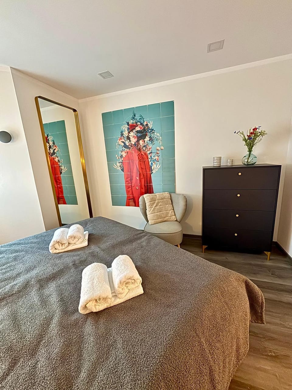 Bed, Bedroom
