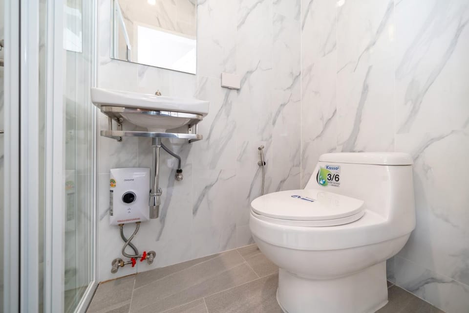 Toilet, Bathroom
