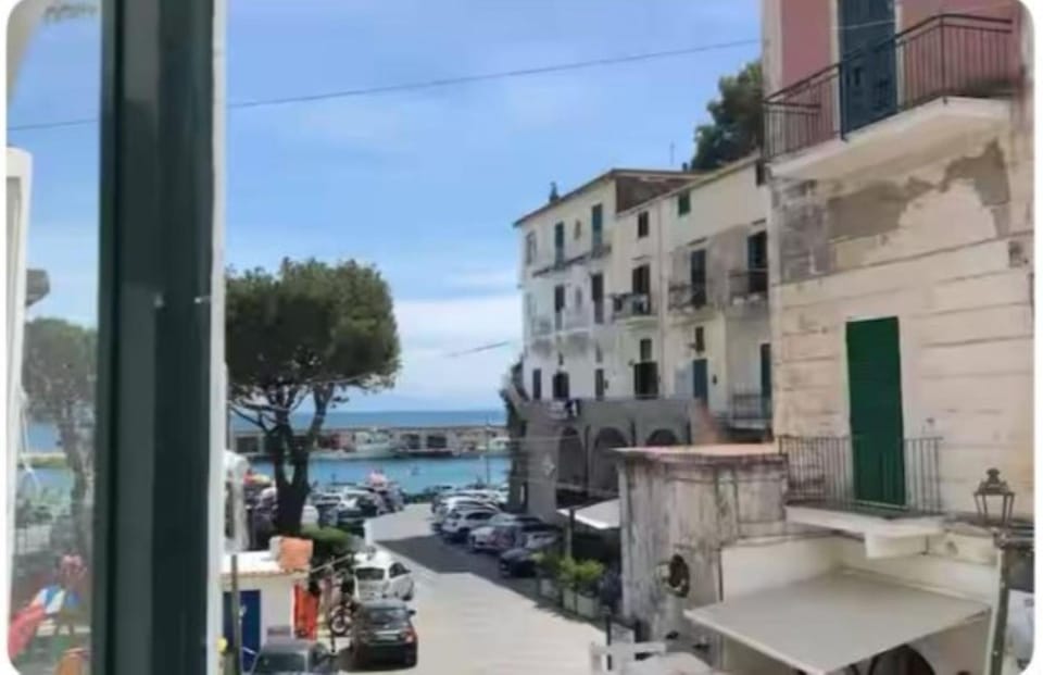 View (from property/room), Landmark view, Landmark view, Sea view