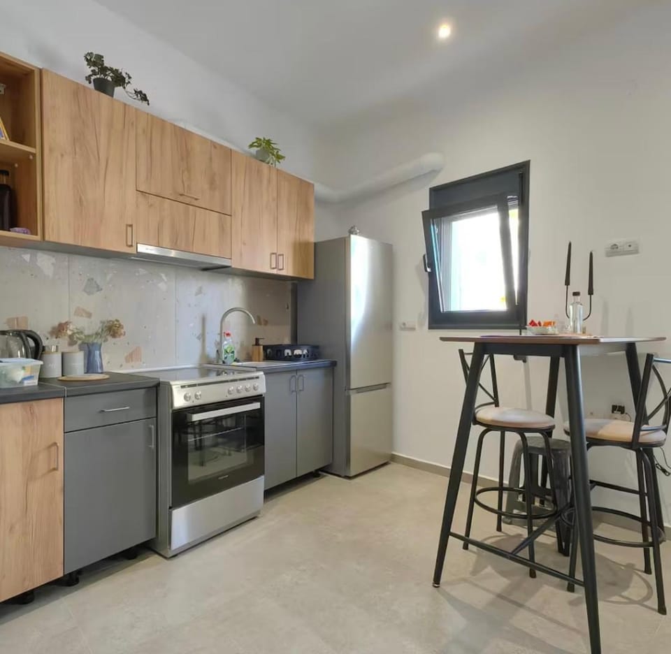 Archo's 2 Smart location, Private parking Apartment in Chania