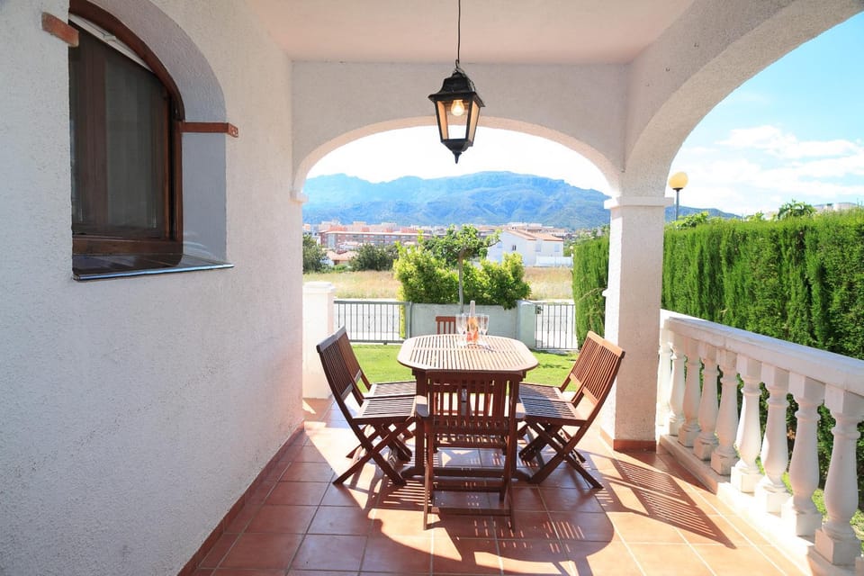 Patio, Balcony/Terrace, Dining area