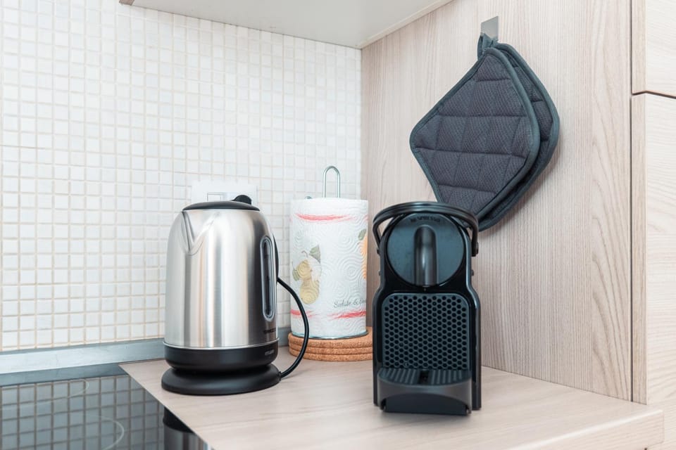 'MUSIC HOME' 15minCentral Station - LinateAirport - Metro Apartment in Milan
