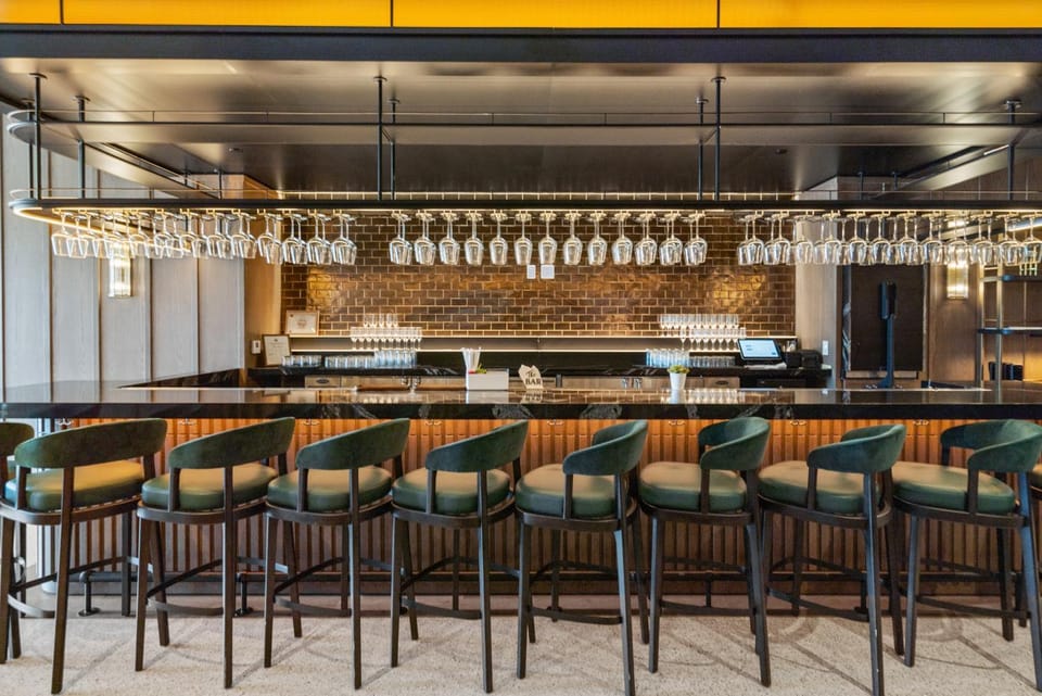 Lounge or bar
