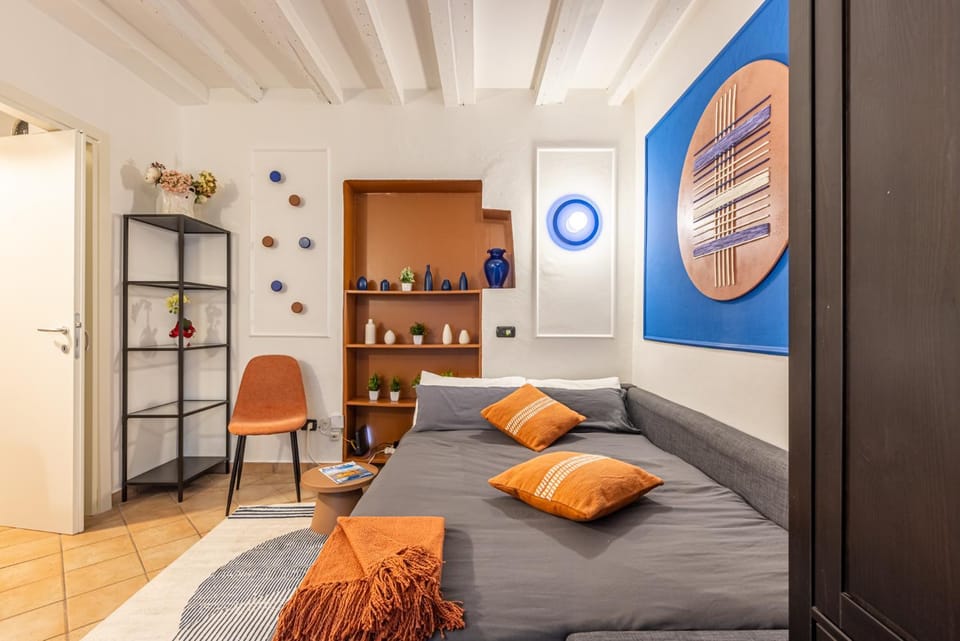 Living room, Bedroom