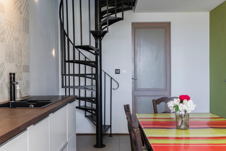 Property building, Living room