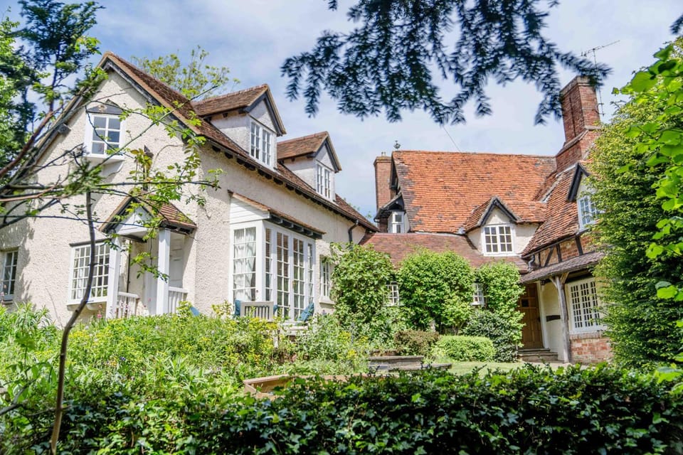 Property building, Garden view