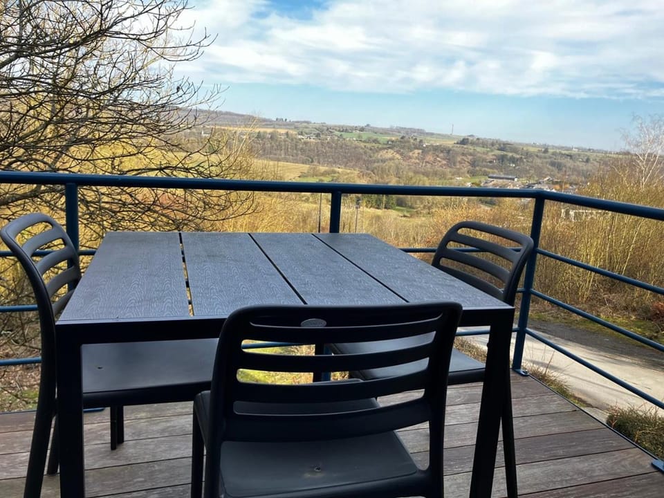Patio, View (from property/room), Balcony/Terrace