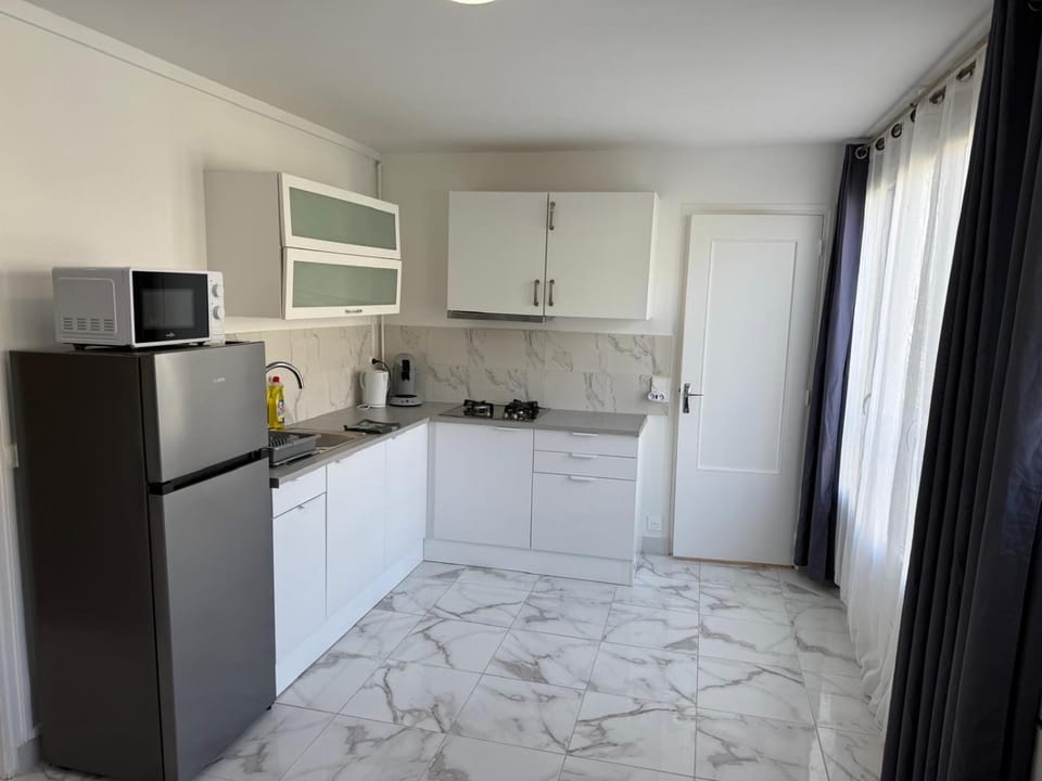 Carnot - VILLIERS LE BEL proche Aéroport ROISSY CHARLES DE GAULLES & PARIS Apartment in Île-de-France