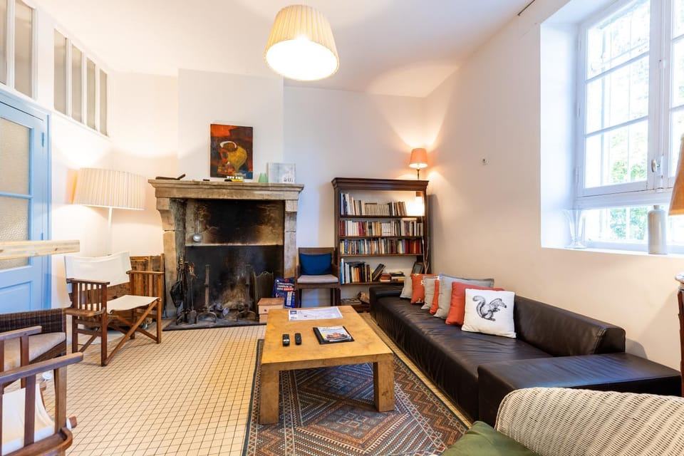 Property building, Living room