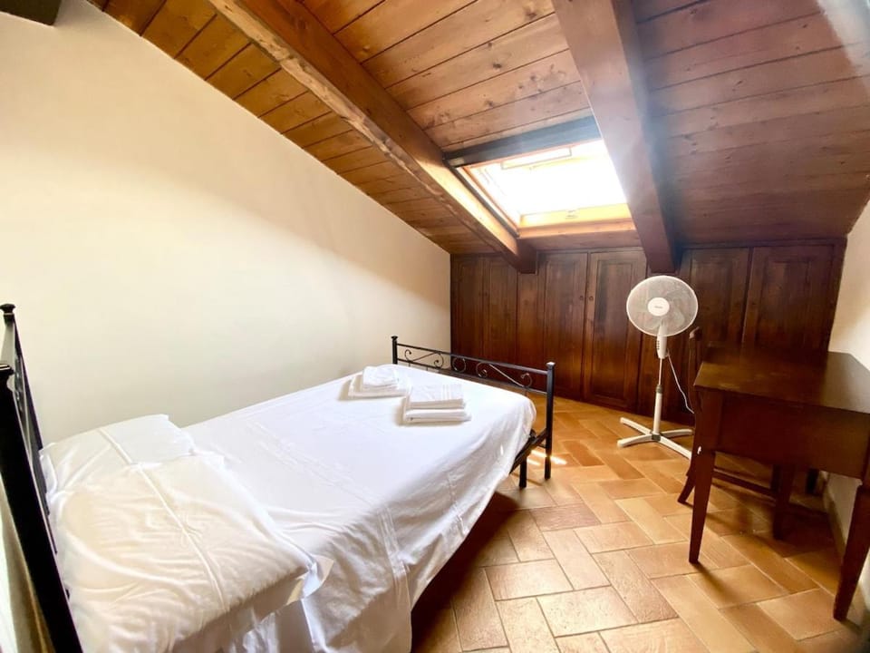 Sunflower near the center with Private Parking Apartment in Perugia