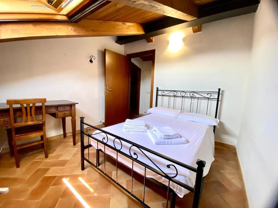 Sunflower near the center with Private Parking Apartment in Perugia