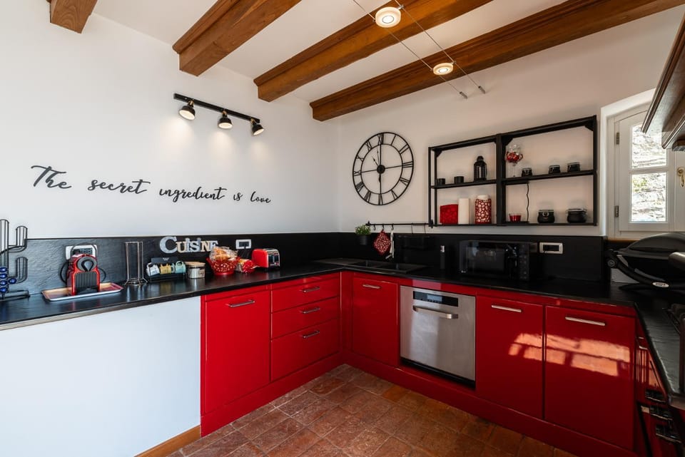 Kitchen or kitchenette, dishwasher, oven, stove, toaster, kitchen