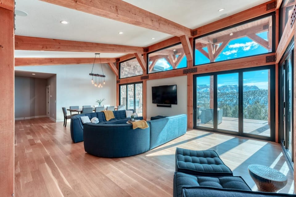 Stunning Luxury Family Home Near Zion National Park House in Orderville