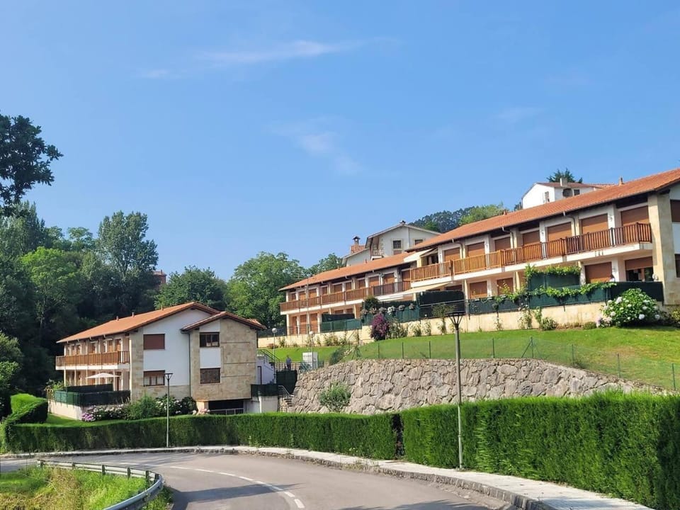 PEBA "Nudo del Ocho" Apartamento en Tina Menor. Apartment in Western coast of Cantabria