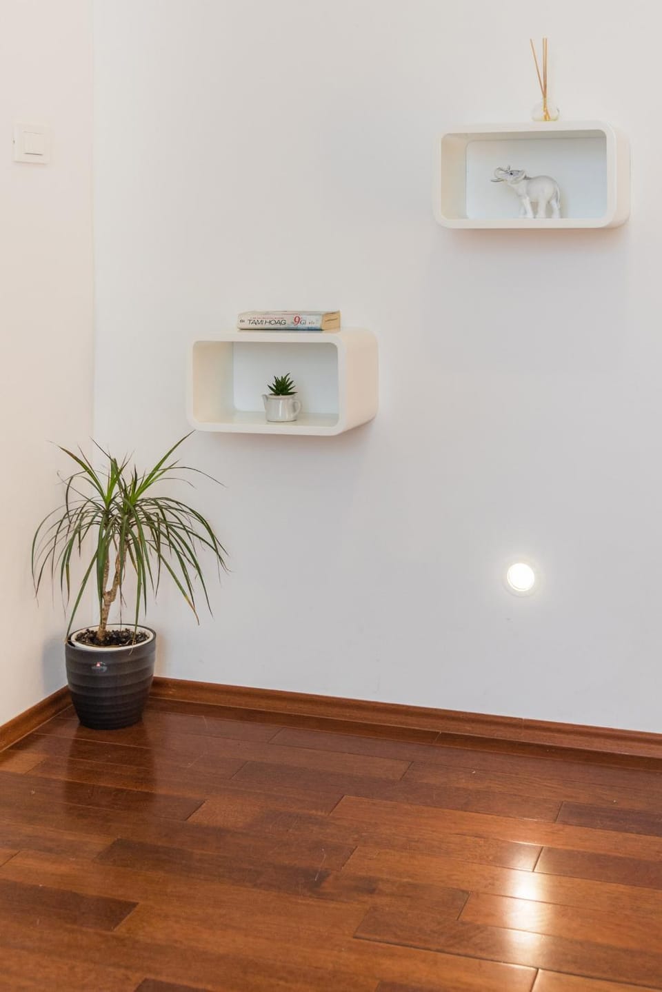 Living room, Decorative detail