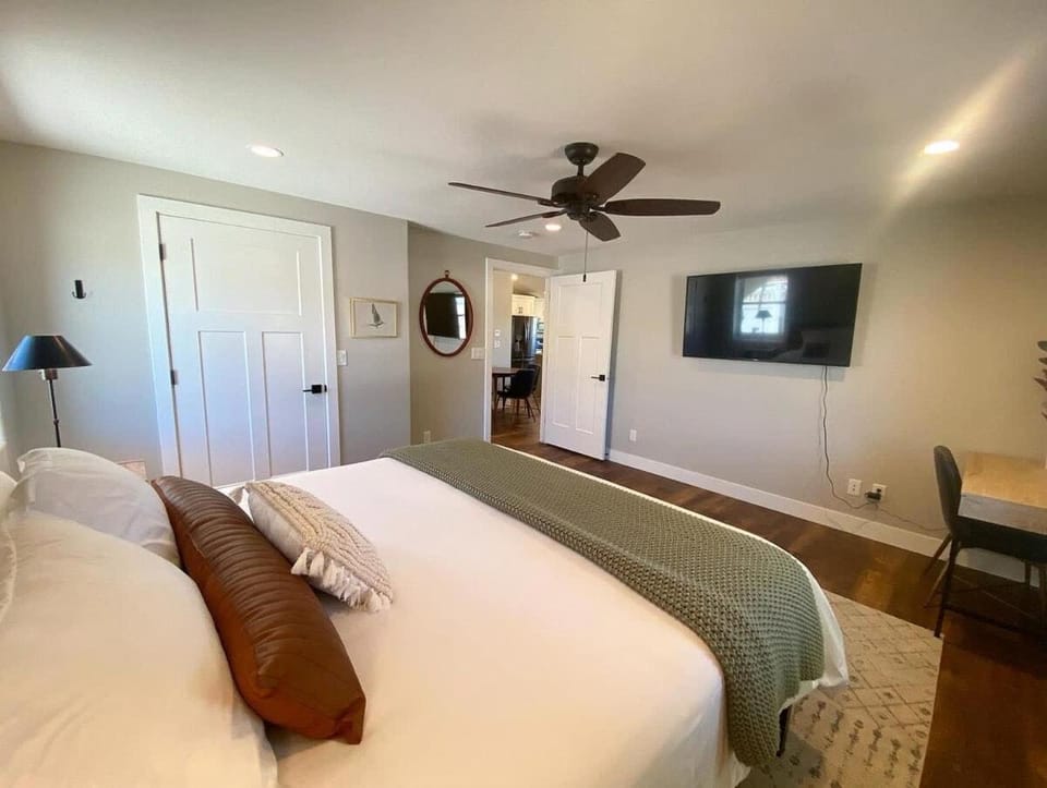 TV and multimedia, Bedroom