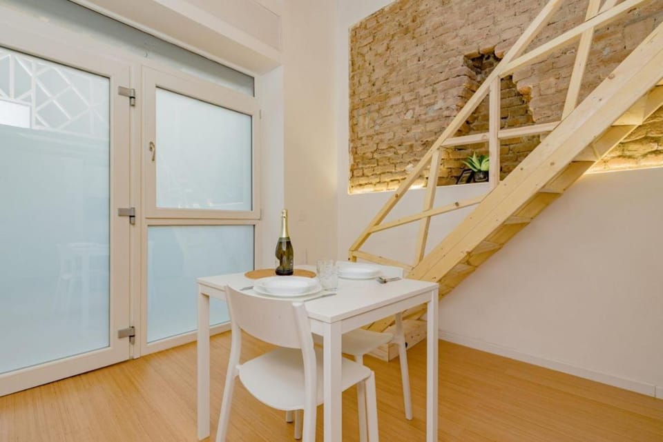 1CLI19 -Duomo-Loreto- Central - Boho-Style Apartment in Milan