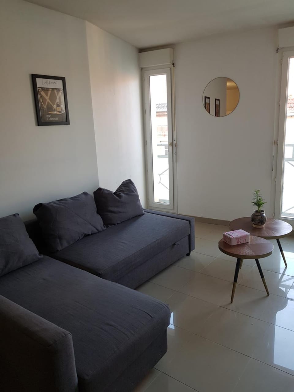 Appartement en duplex, proche du centre ville, parking privé Apartment in Reims
