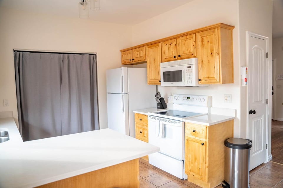 Kanab Family Townhome with Pool and Hot Tub House in Kanab