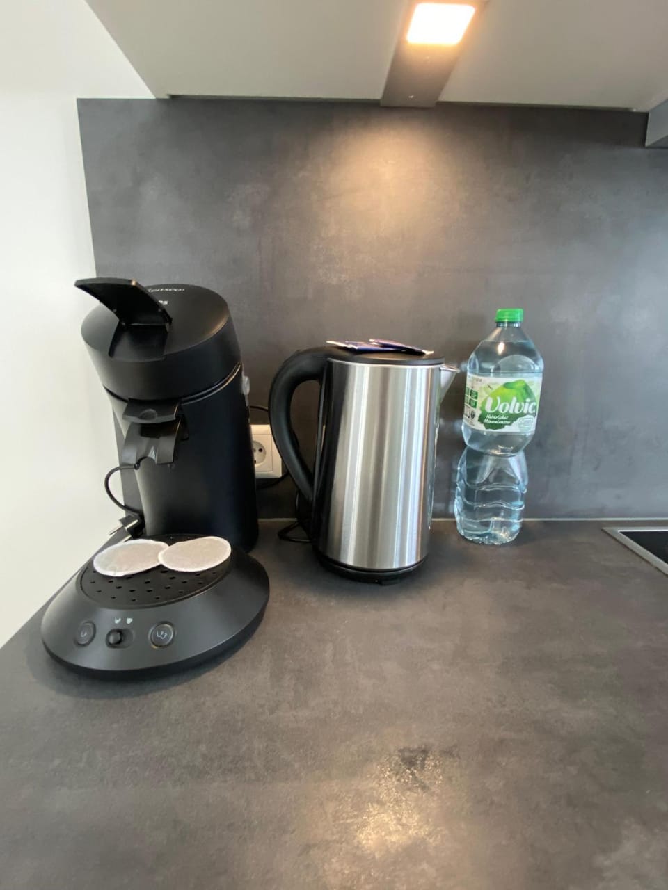 Coffee/tea facilities, Kitchen or kitchenette