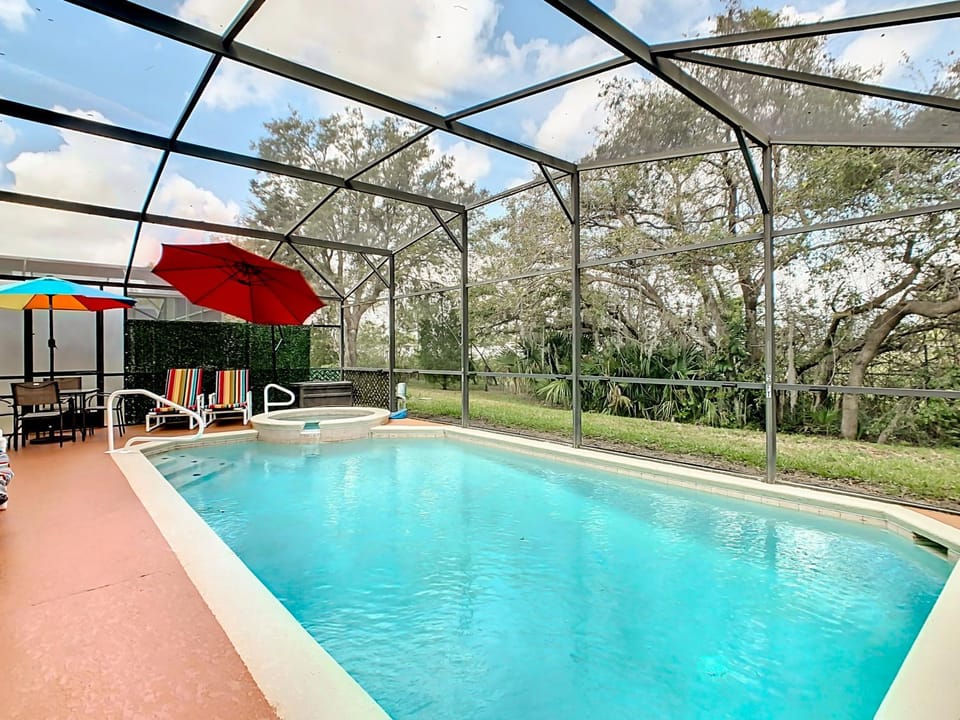 Swimming pool, Swimming pool