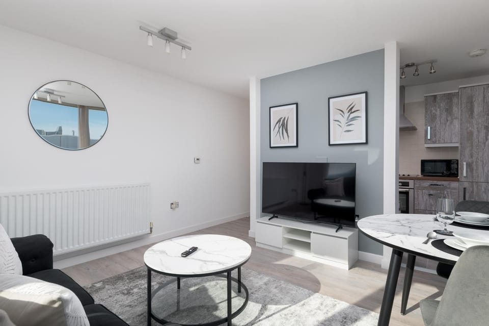 Communal lounge/ TV room
