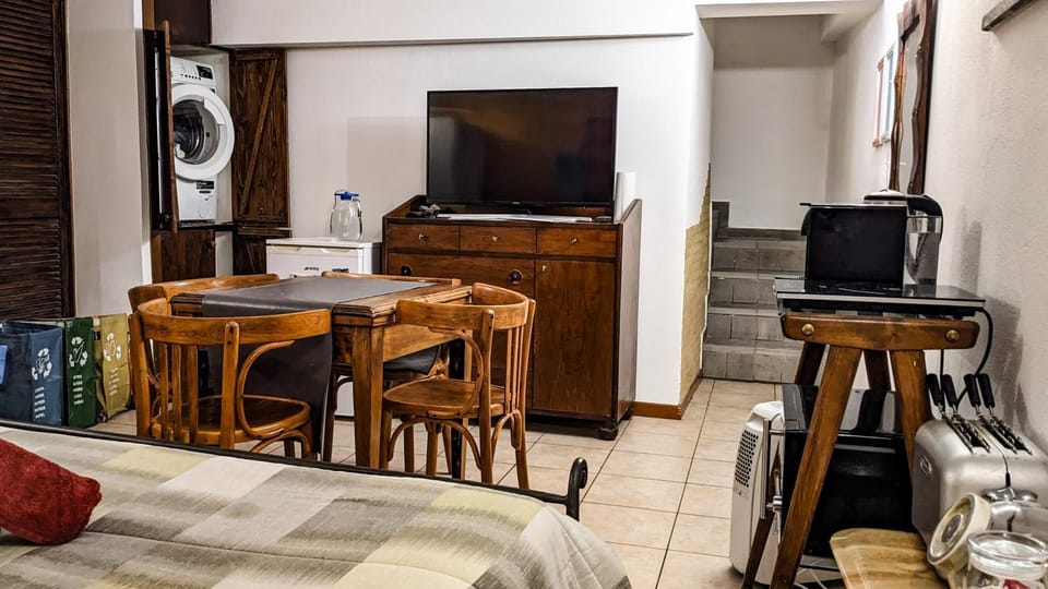 TV and multimedia, Kitchen or kitchenette, washing machine