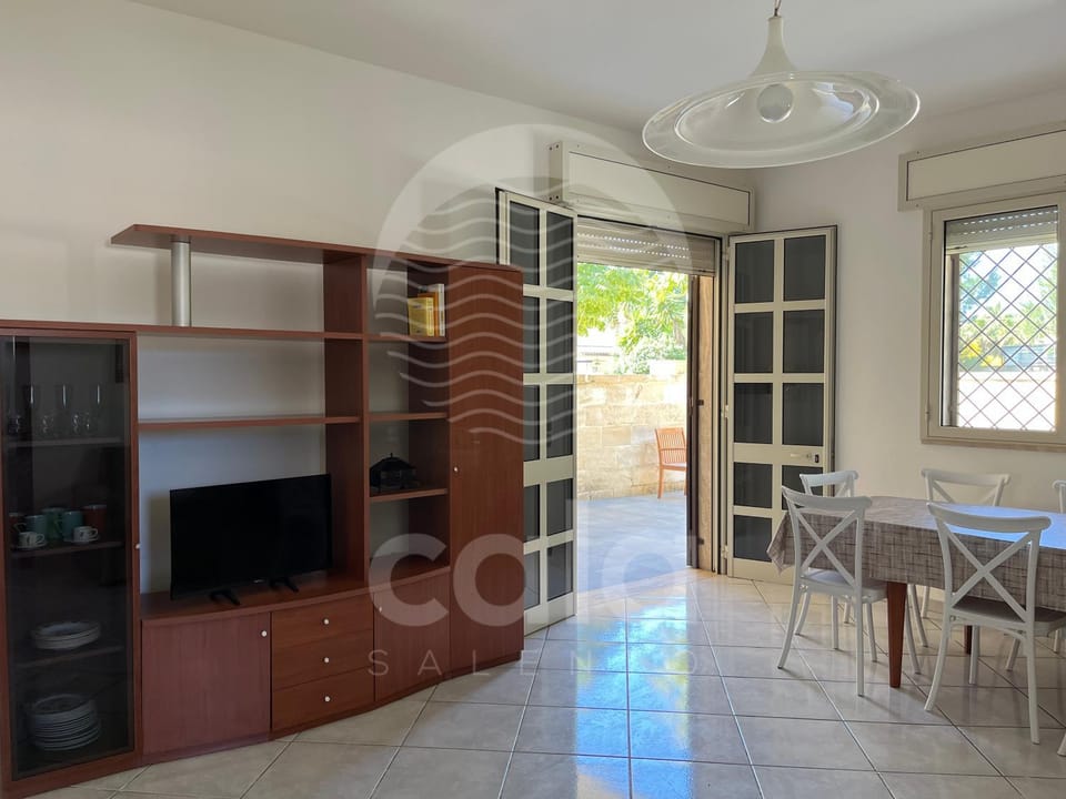 TV and multimedia, Living room, Dining area