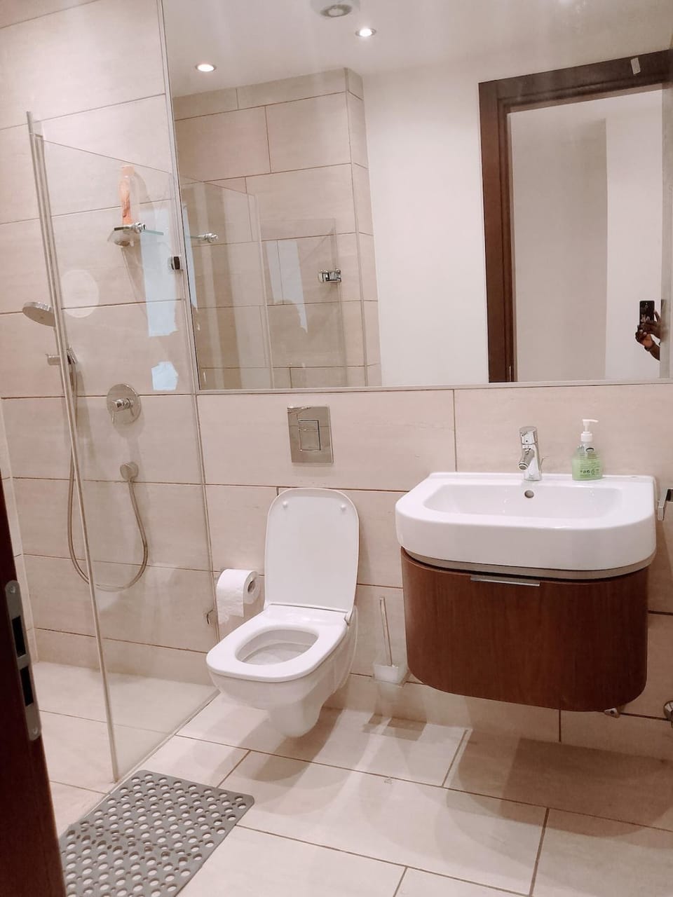 Shower, Toilet, Bathroom