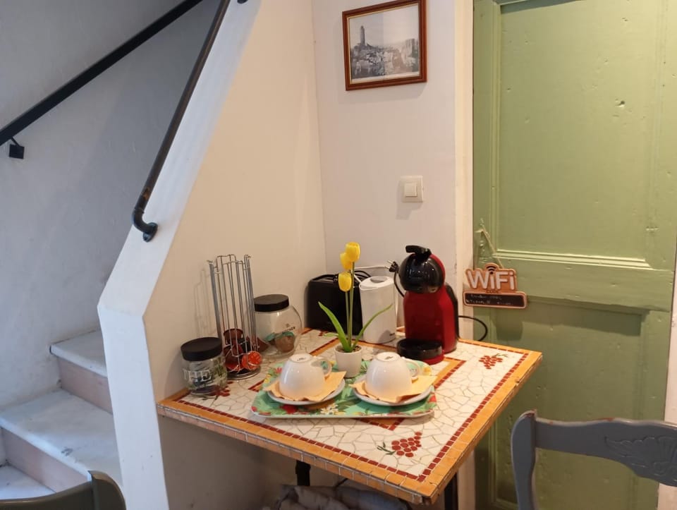 Coffee/tea facilities
