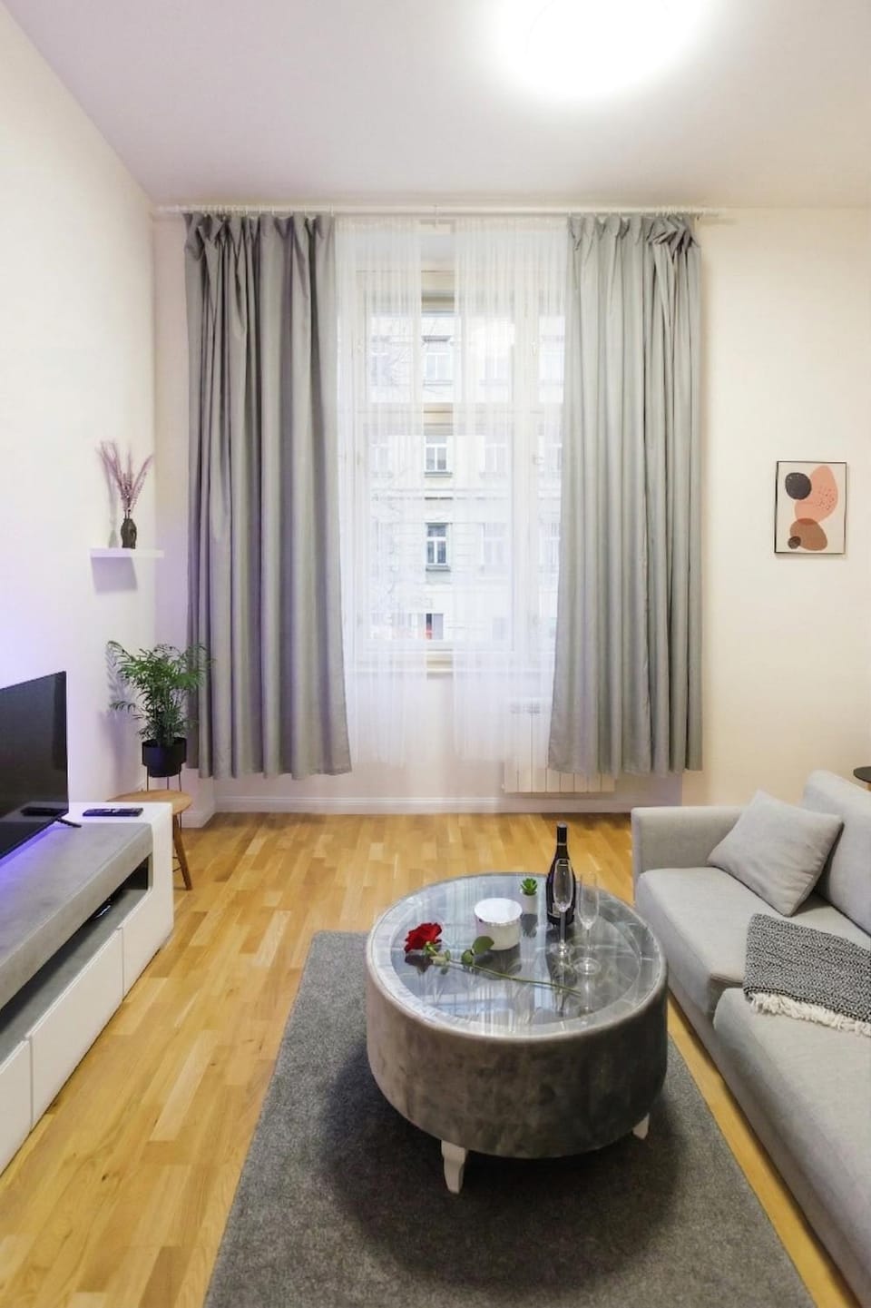 TV and multimedia, Living room, Seating area