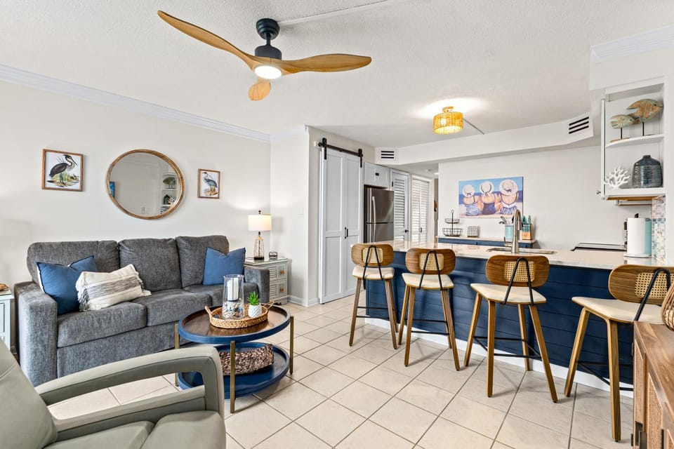 Gulf Shores Surf & Racquet Club #214A Apartment in West Beach