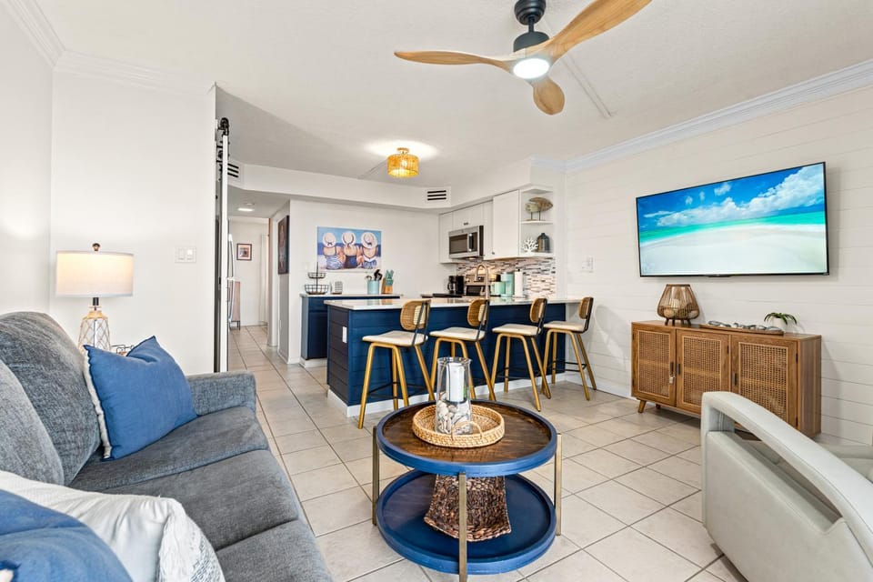 Gulf Shores Surf & Racquet Club #214A Apartment in West Beach