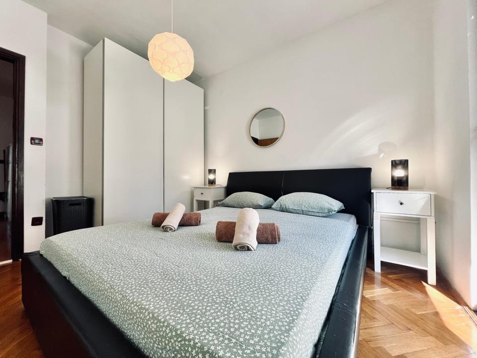 Bed, Bedroom, wardrobe