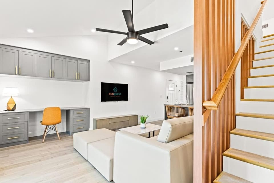 Ocean Breeze 1C House in Lower Grand Lagoon