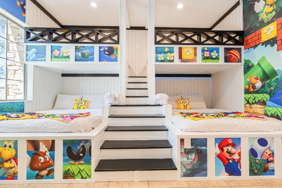 Bed, Photo of the whole room, Bedroom, bunk bed