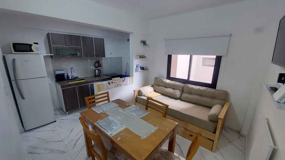 Living room, Dining area, kitchen