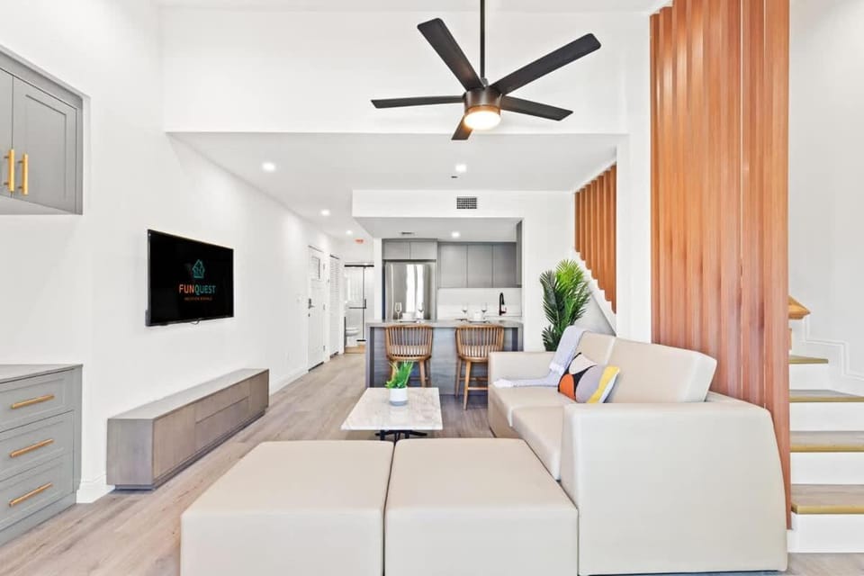 Ocean Breeze 3D Apartment in Panama City Beach