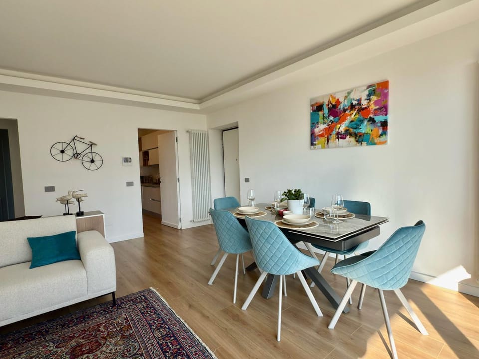 Elda apartment with garden and lake view Apartment in Province of Lecco