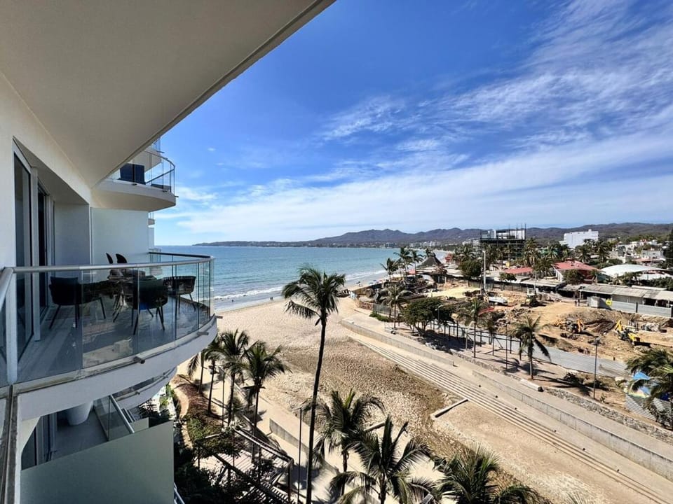 Departamento Terraza del Mar, Bucerías Beach Front Apartment in Bucerias