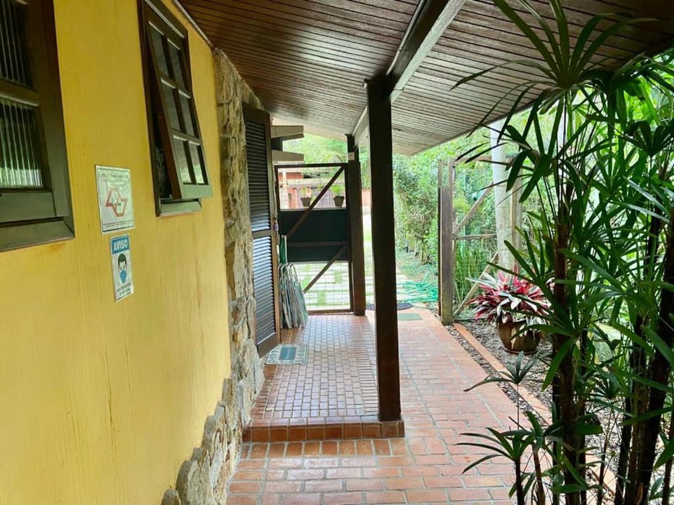 Suítes Sete Cores Bed and Breakfast in Bertioga